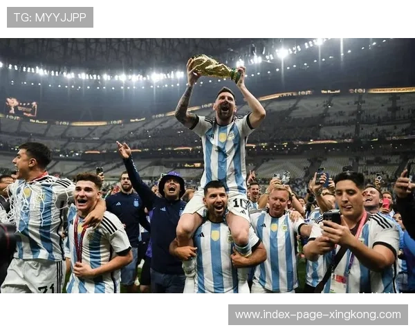 这里没有放松空间,世界杯因此更真实 这里没有放松空间,世界杯因此更真实